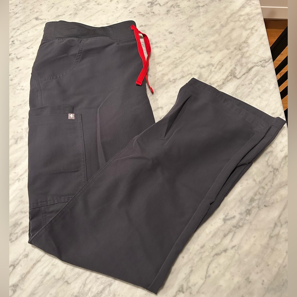 Figs Scrub Pants in Gray with Red Drawstring